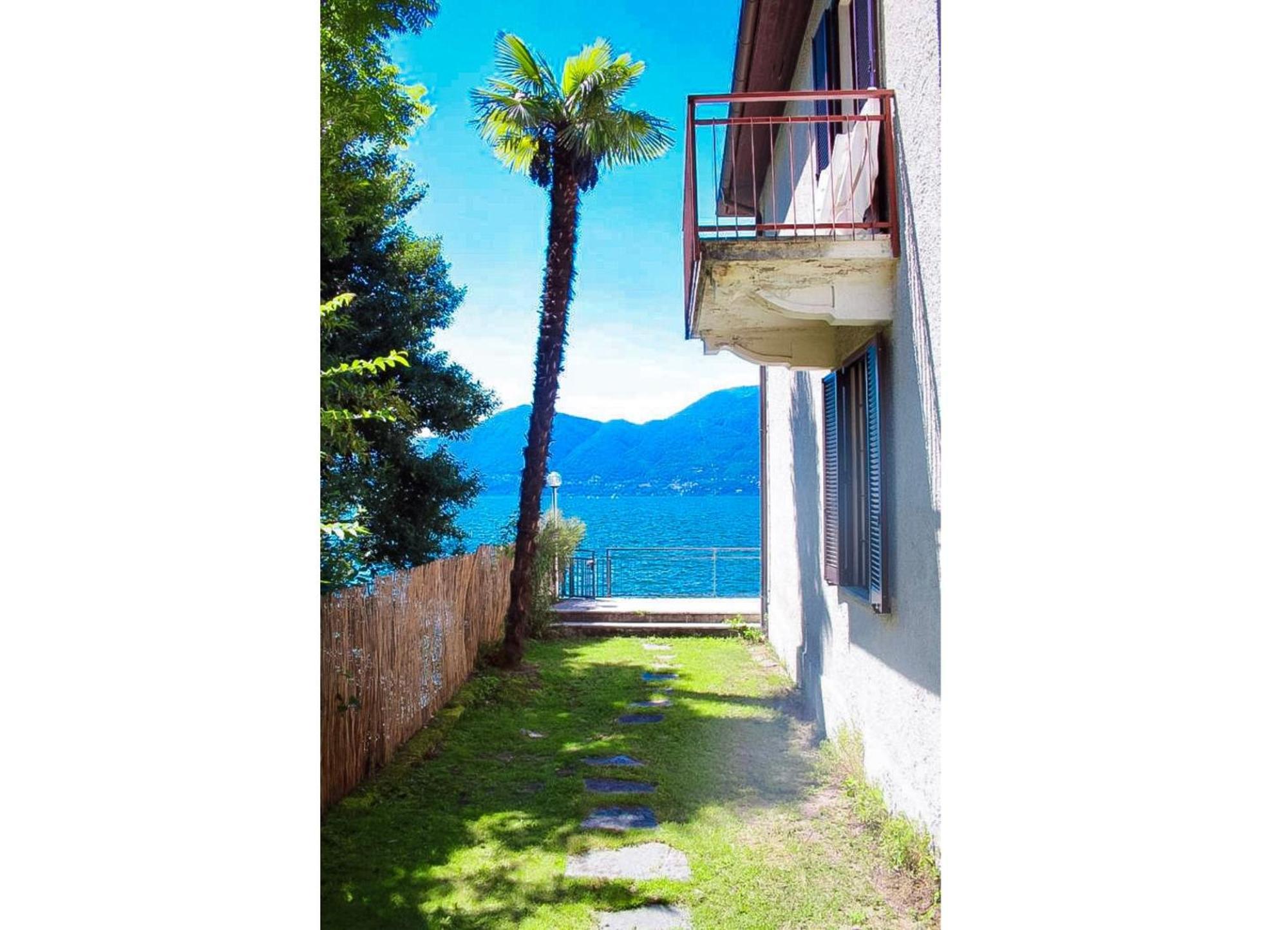 Casa Spiaggia Brezzo Kültér fotó